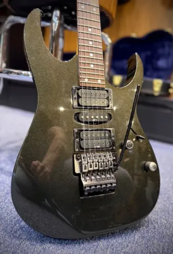 Guitarra Stratocaster Ibanez RG 570 Japonesa Schecter Fender Squier Seizi Tagima Jackson S