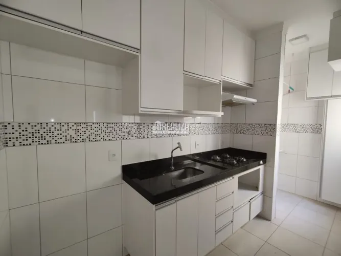 Apartamento para alugar no Condomínio Residendical Atena I, bairro Olinda, Uberaba - 2 dor