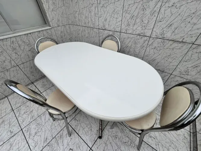 Mesa de Jantar Branca 4 lugares 