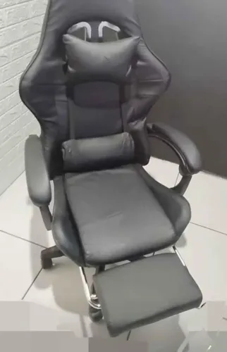 Cadeira gamer semi nova