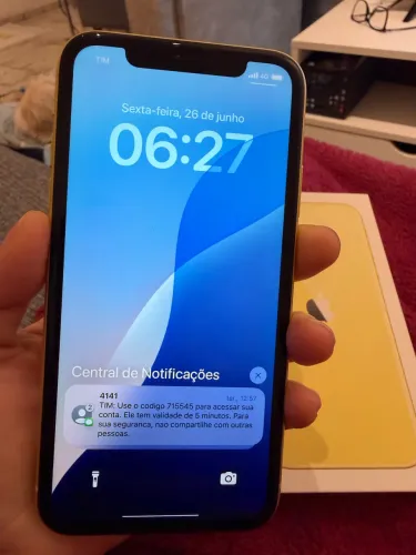iPhone 11 64g