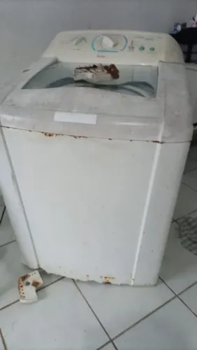 Vende se máquina 12 kl 220w funcionando 