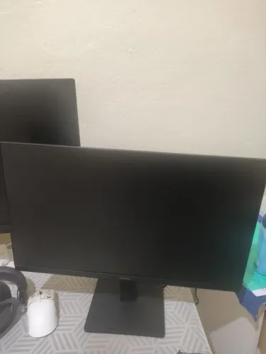 Monitor Samsung 22' 100hz, 1 ms.