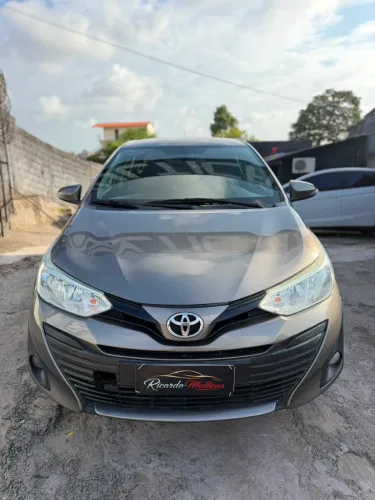 Toyota Yaris XL Sedan 1.5 Flex 16V 4P Aut. 2019
