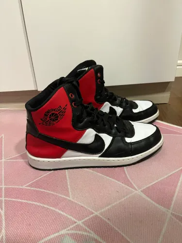 Nike Dunk High Original - Preto/Branco/Vermelho