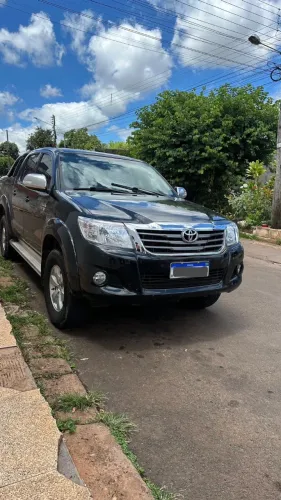 Toyota Hilux CD SRV 4X4 2.7 Flex 16V Aut. 2013