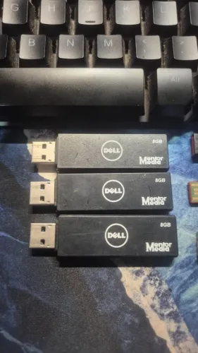 Lote de Pendrives SanDisk, Kingston, Dell 8GB 15GB 28GB