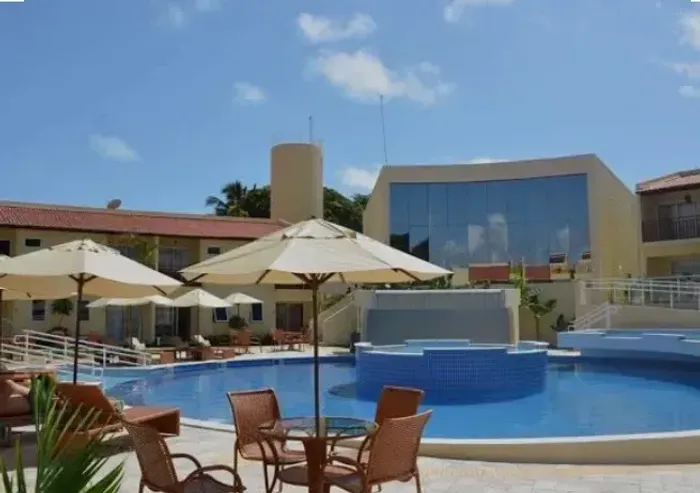 lindo apartamento duplex frente piscina, localização privilegiada do condomínio Solar Água