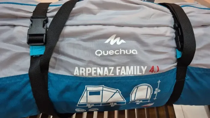 Barraca Quechua Arpenaz Family 4.1 - 4 Pessoas (Excelente Estado) NUNCA USADA