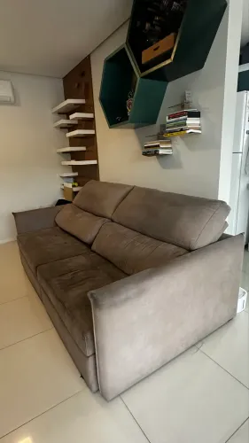 Sofá retrátil