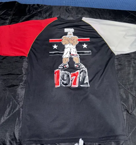 Camisa torcida independente