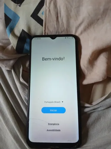 Vendo celular Sansung A03 usado com marcas de uso