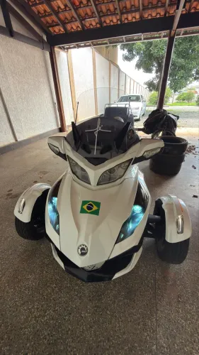 Vendo BRP SPYDER RT LIMITED 2019