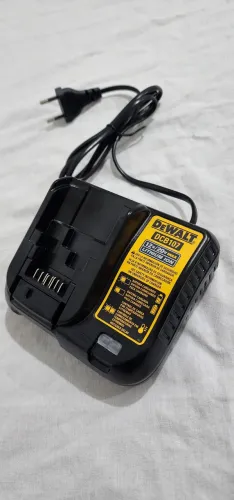 CARREGADOR DE BATERIA DEWALT ( 12V a 20V )