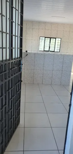 Alugo kitinete no ouro verde