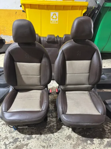 Jogo Banco Peugeot 2008 2020 2021 2022 Com Forros Porta