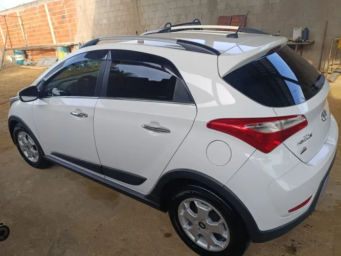 Hyundai HB20X Premium 1.6 Flex 16V Aut. 2015