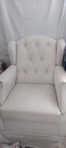 Poltrona de amamentação