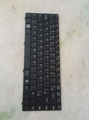 Teclado Notebook STi is1414