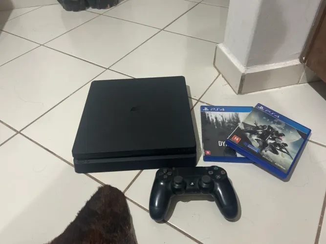 Ps4 Slim 1 Tb usado 