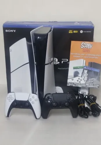 PS5 SLIM MÍDIA DIGITAL 1 TB SEMINOVO, 2 CONTROLES, GARANTIA 1 ANO, LOJA
