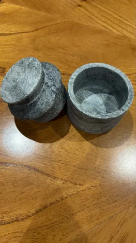 Manteigueira pedra sabão 
