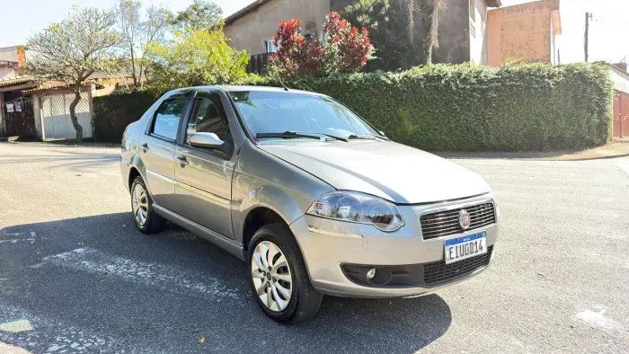 Fiat Siena HLX 1.8 MPI Flex 8V 4P 2009