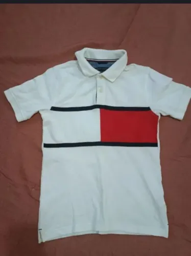 Camisa infantil gola polo tomy Hilfiger 
