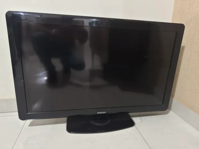 Vendo TV Philips 40 polegadas moro em Sete Lagoas 