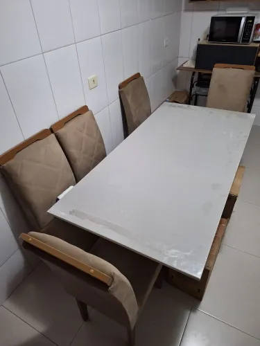 DESAPEGO VENDO MESA DE JANTAR