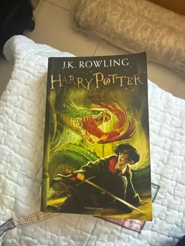 Vendo livro do harry potter em inglês usado