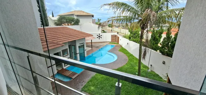 Casa para alugar no condominio Sunflower em Anápolis, 4 suites, mobiliada, condomínio fech