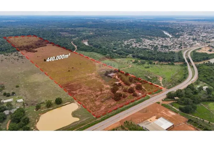 Sitio a Venda -44 hectares na beira da BR 364