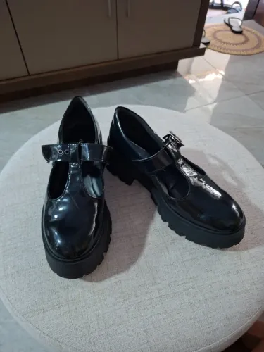 Sapatos 39