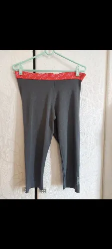 Calça Reebok cinza