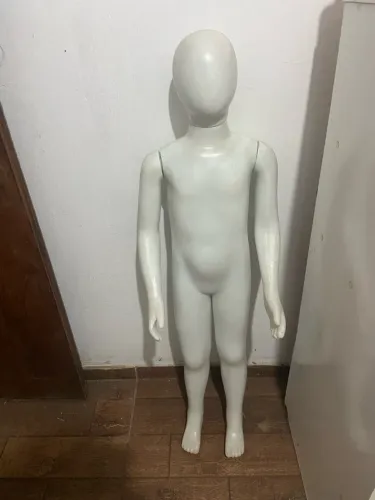 Manequins infantil para loja 
