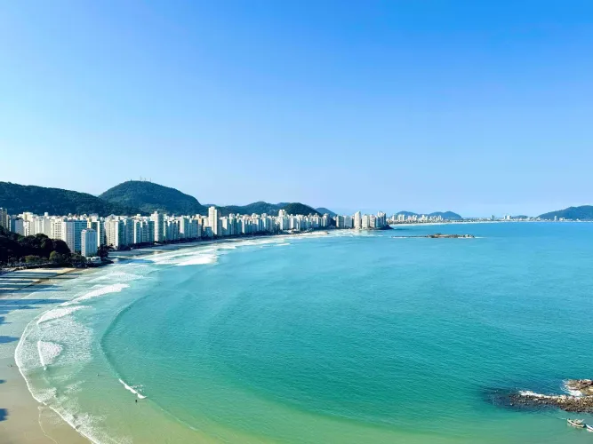 Cobertura duplex à Venda na Astúrias no Guarujá | QVista Inteligência Imobiliária Guarujá