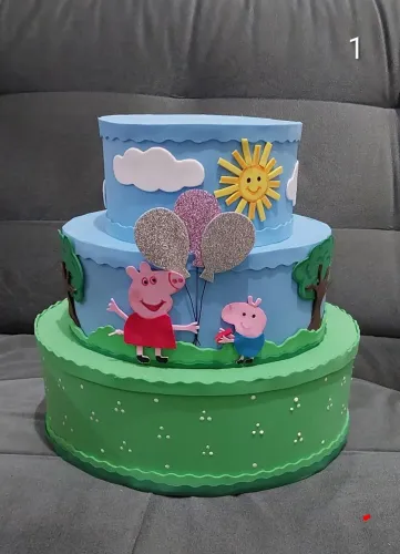 Bolo fake eva Pepa Pig