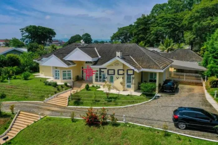 Casa em Condomínio - Jardim Caçapava - Condomínio dos Pinheiros - 570m² - 04 Dormitórios /