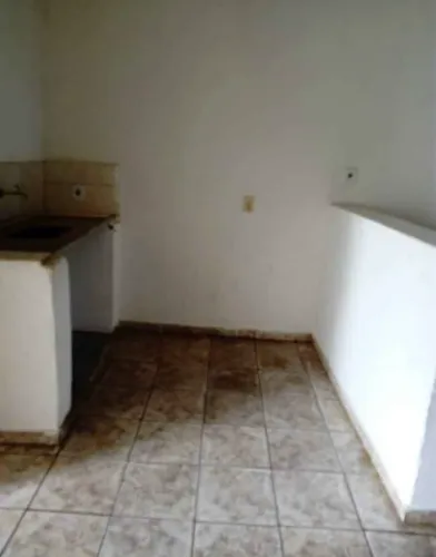 Lv PASSO KITNET EM BAIRRO CONQUISTA - Vitória