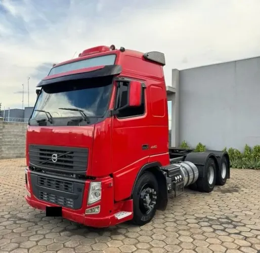 volvo fh 6x4 ano 2011