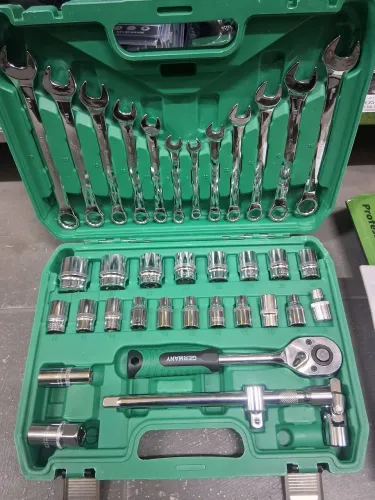 Maleta de ferramentas 37 peças variadas
