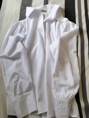 Blusa nova