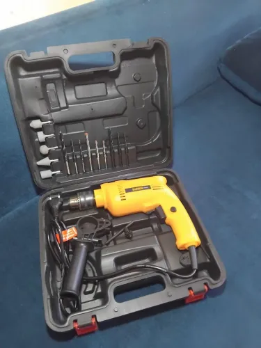 Furadeira de Impacto e Parafusadeira 480W Nova Nunca Usada