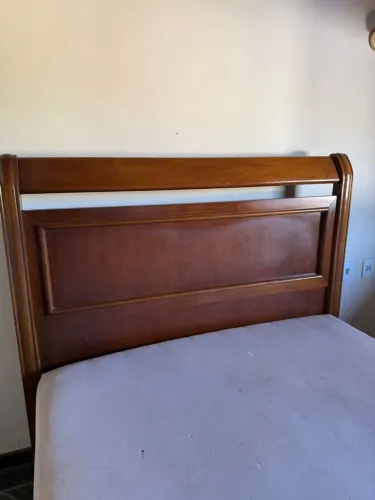 Vendo sofás , cabeceira de cama