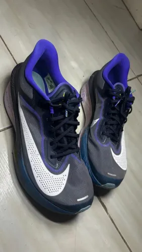 Tênis Nike zoom fly