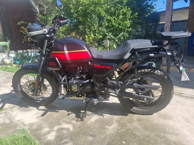 Royal Enfield ( Himalyan Scram 411)
