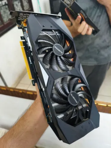 RTX 2060 6gb Gigabyte Windforce OC Rev 2.0