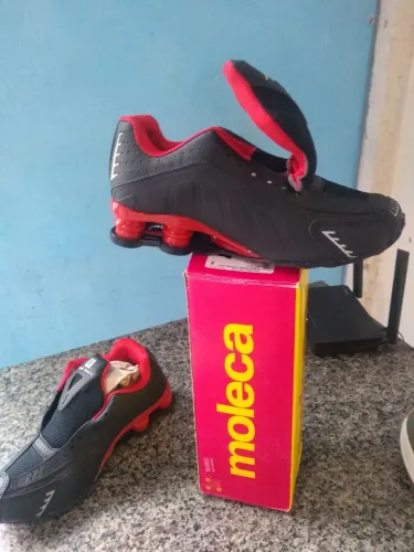 Tênis Nike Shox