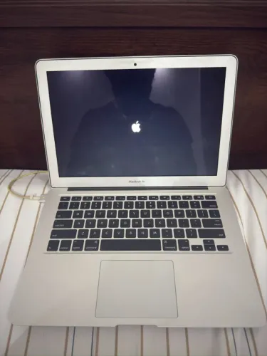 MacBook Air A1466 - 1TB SSD - Excelente Estado!